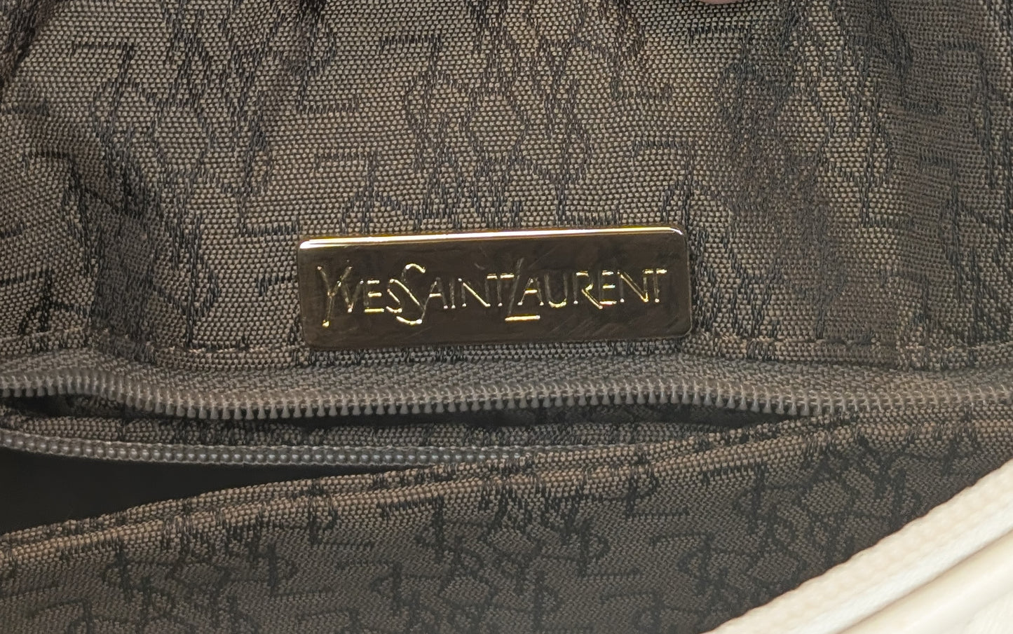 Saint Laurent YSL White Vintage Loulou Boston Shoulder Bag Gold Hardware